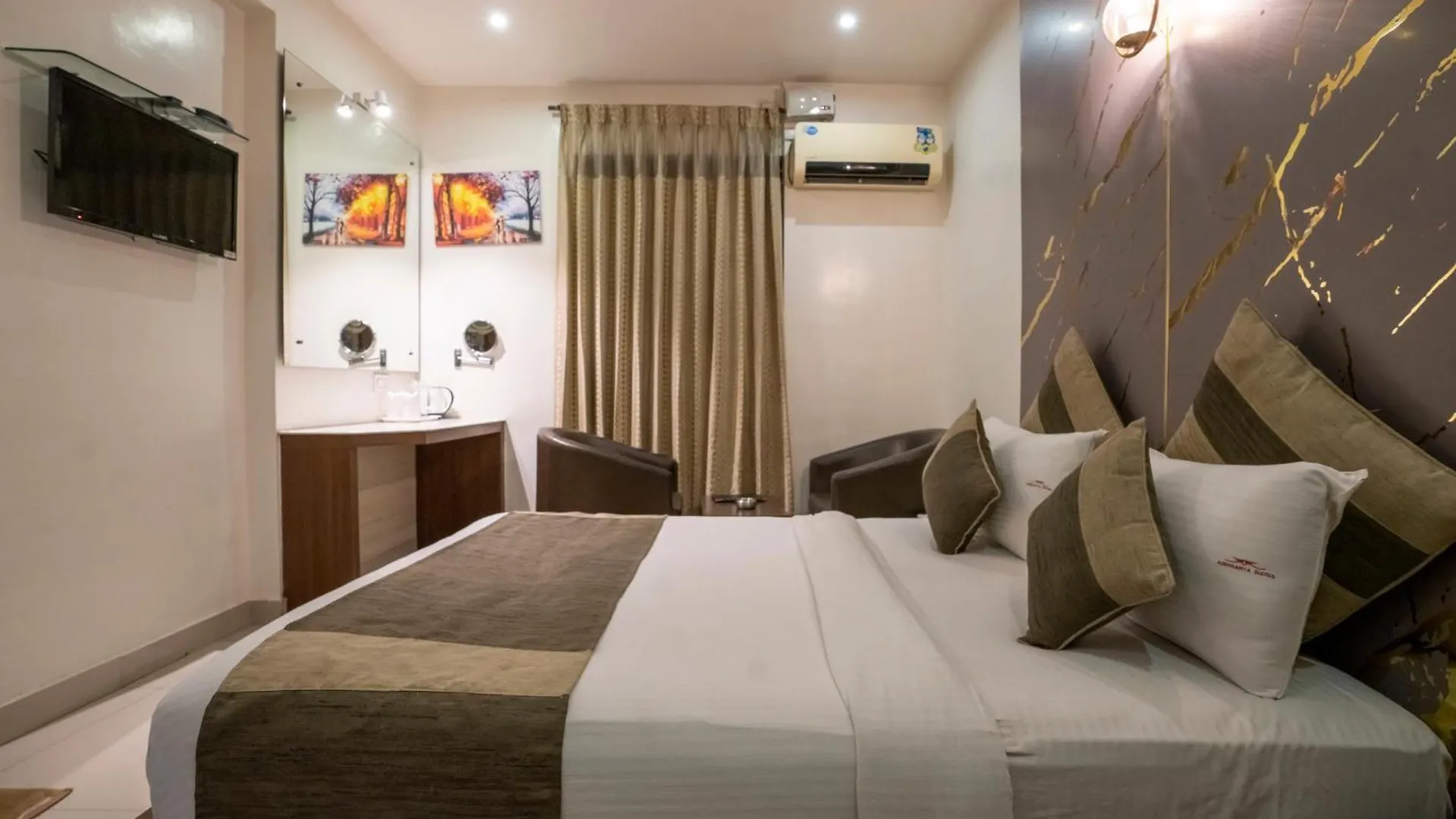 Aishwarya Suites Mysore 0*,  Indien
