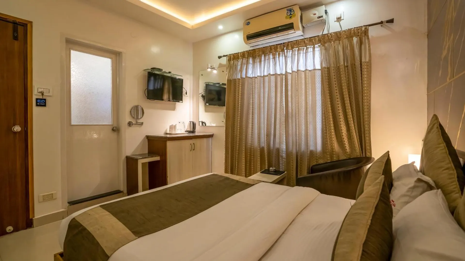 Aishwarya Suites Mysore